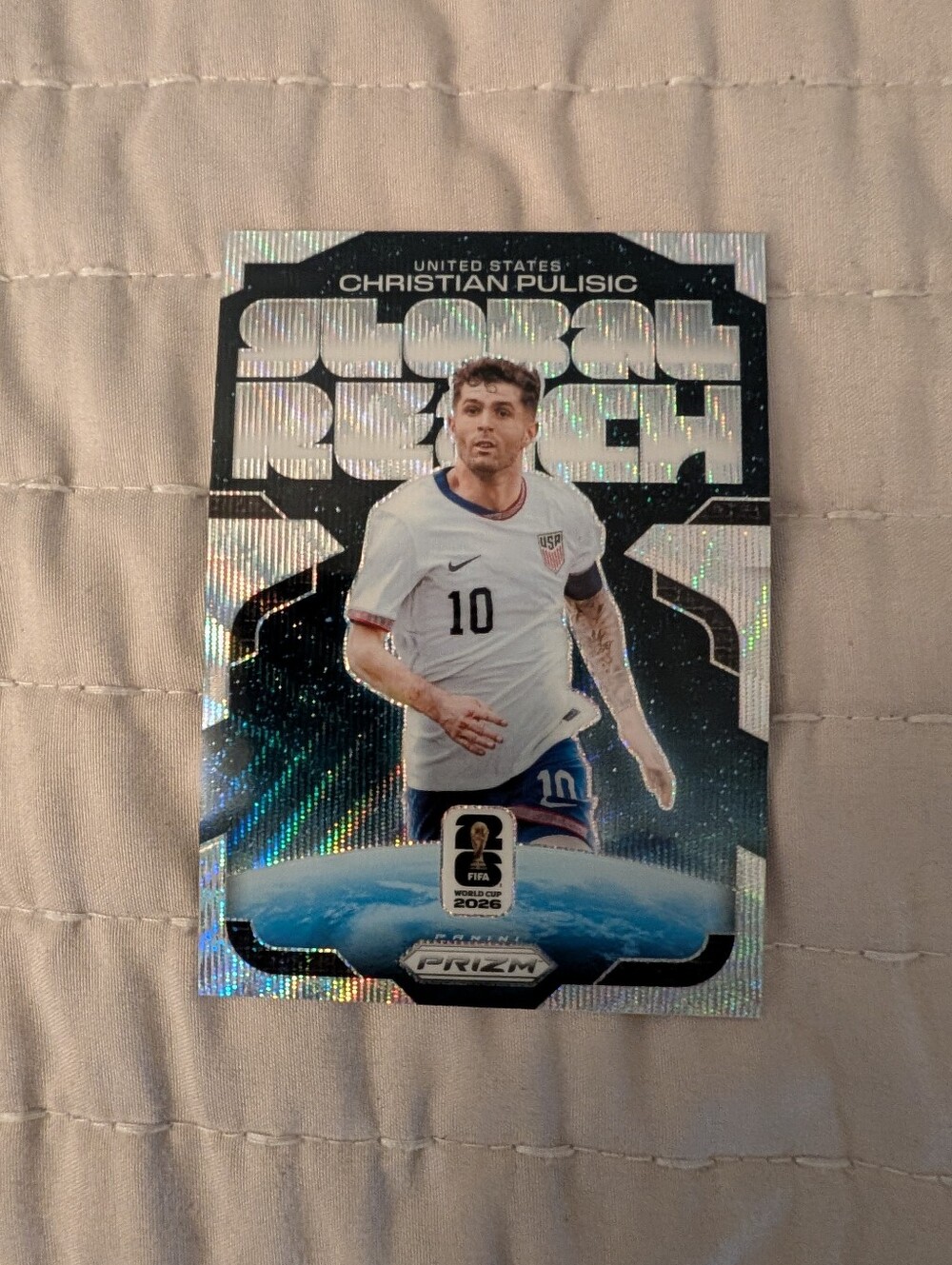 2026 Prizm FIFA World Cup CHRISTIAN PULISIC Global Reach- Silver Wave No. 25 USA